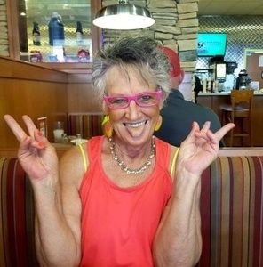 Meet your Posher, Liz